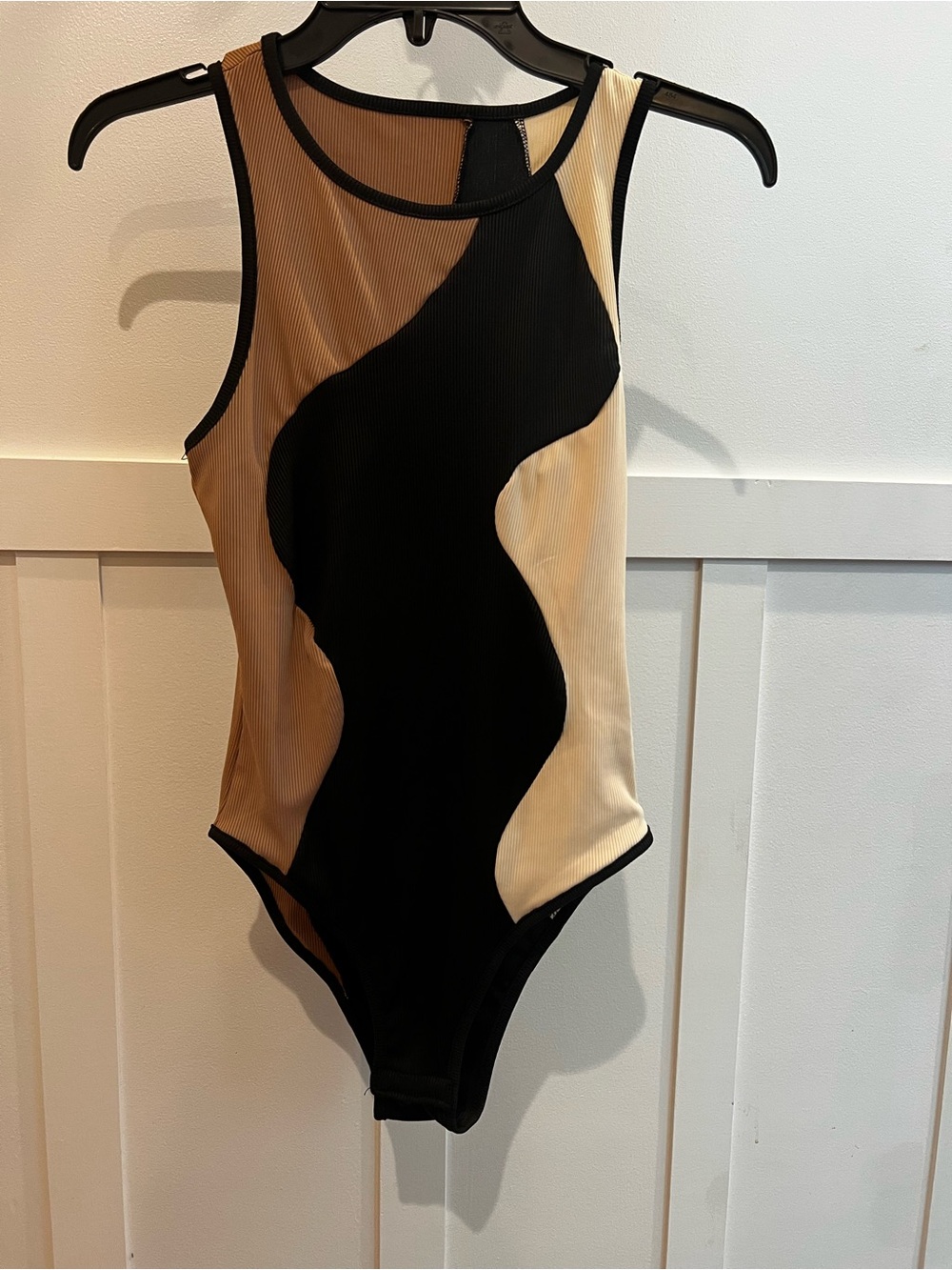 Girls' Colorblock One-Piece Swimsuit in Black, Beige, Cream